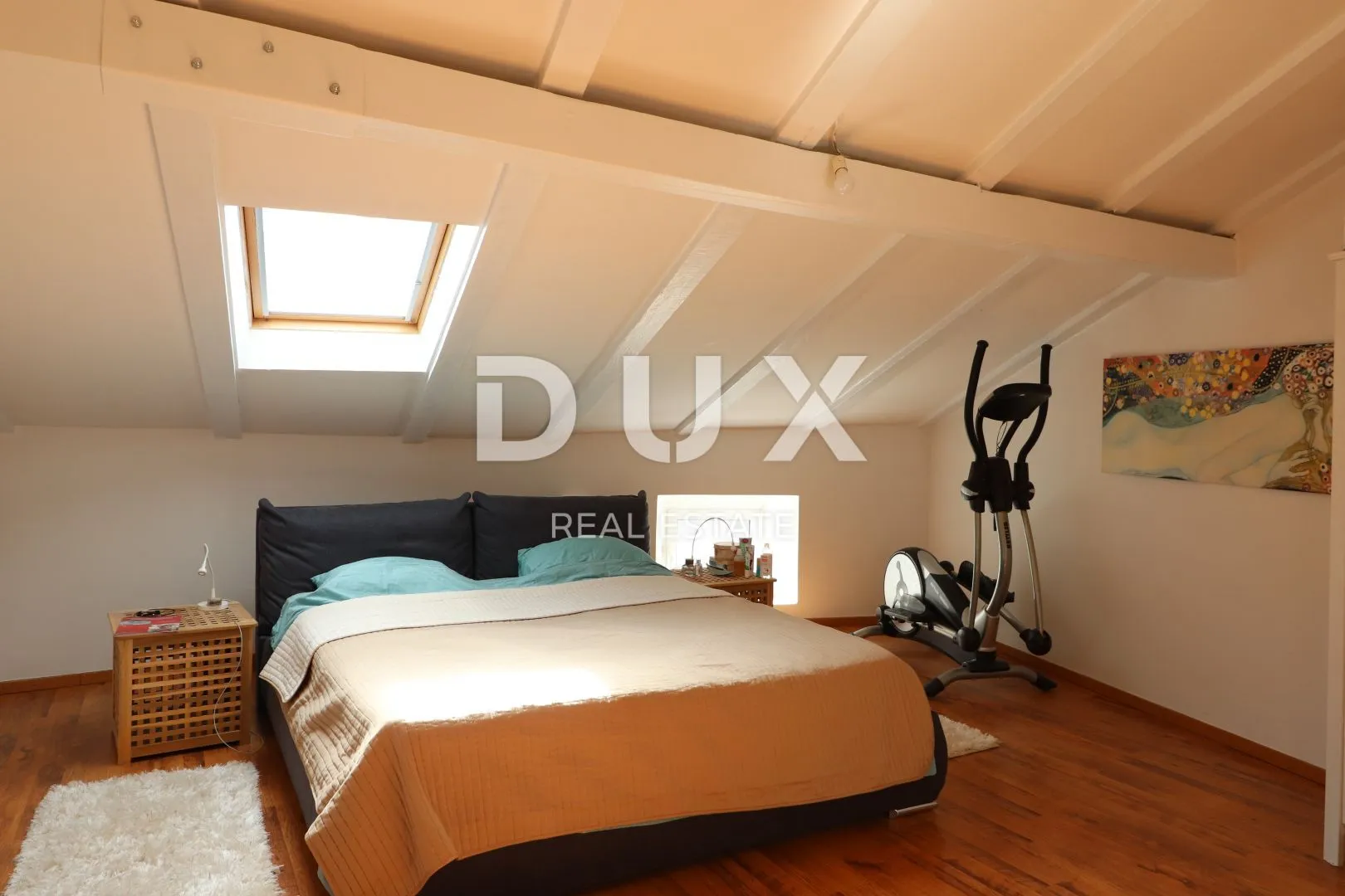 otok cres, grad cres - stara jezgra kuća, restaurant, dvoetažni stan, apartmani - slika 28