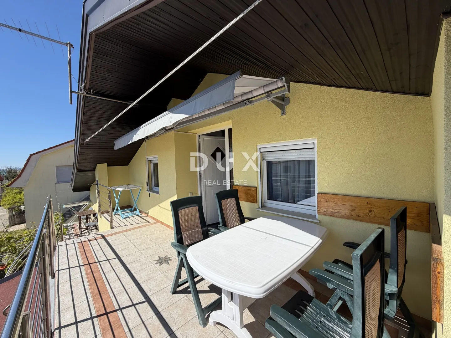 vrsi,zukve-apartmanska kuća 150m od mora - slika 24