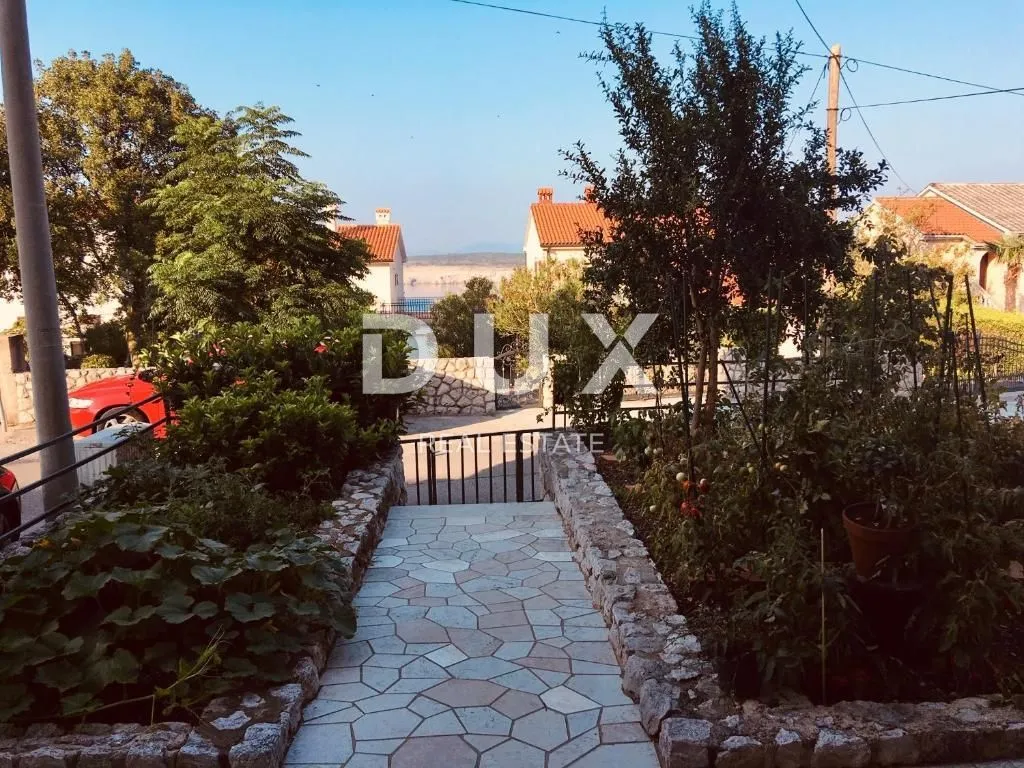 crikvenica, jadranovo - lijepa kuća s pet apartmana - slika 3