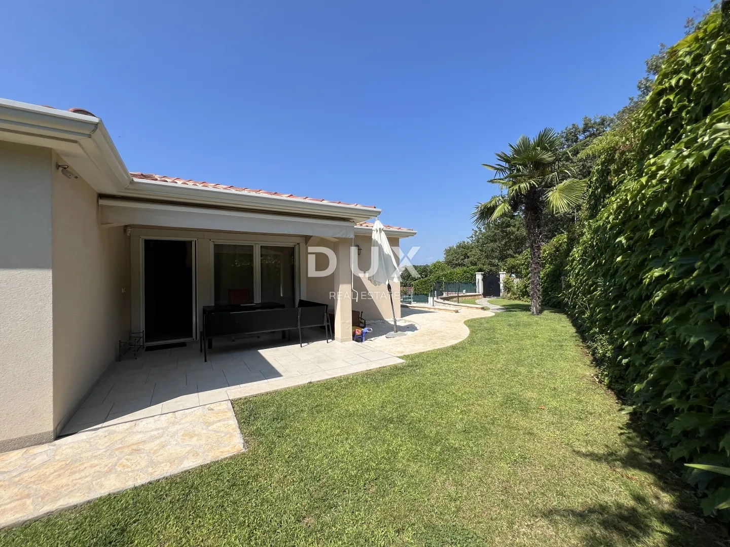 istra, poreč, samostojeća kuća, 180 m2, dva stana, bazen - slika 4