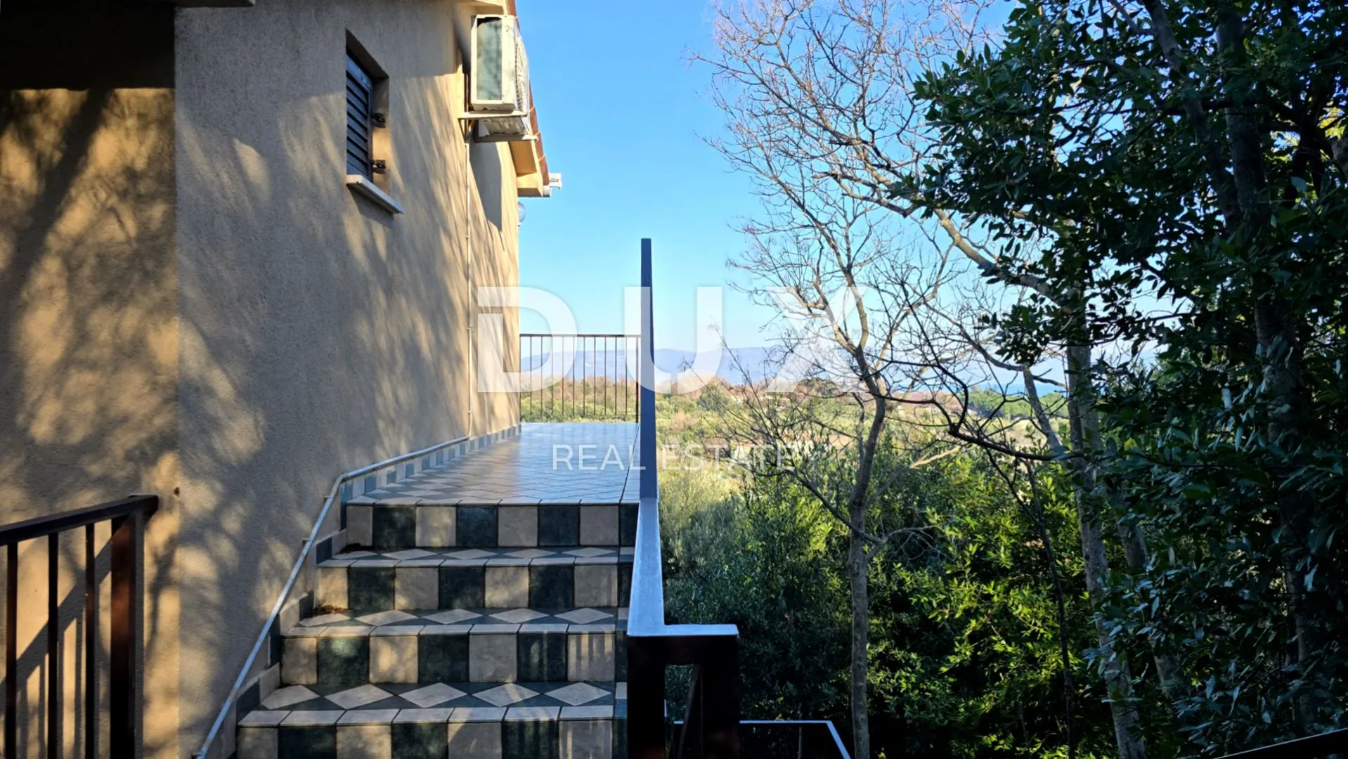 istra, rabac - apartmanska kuća 70 metara od mora - slika 11
