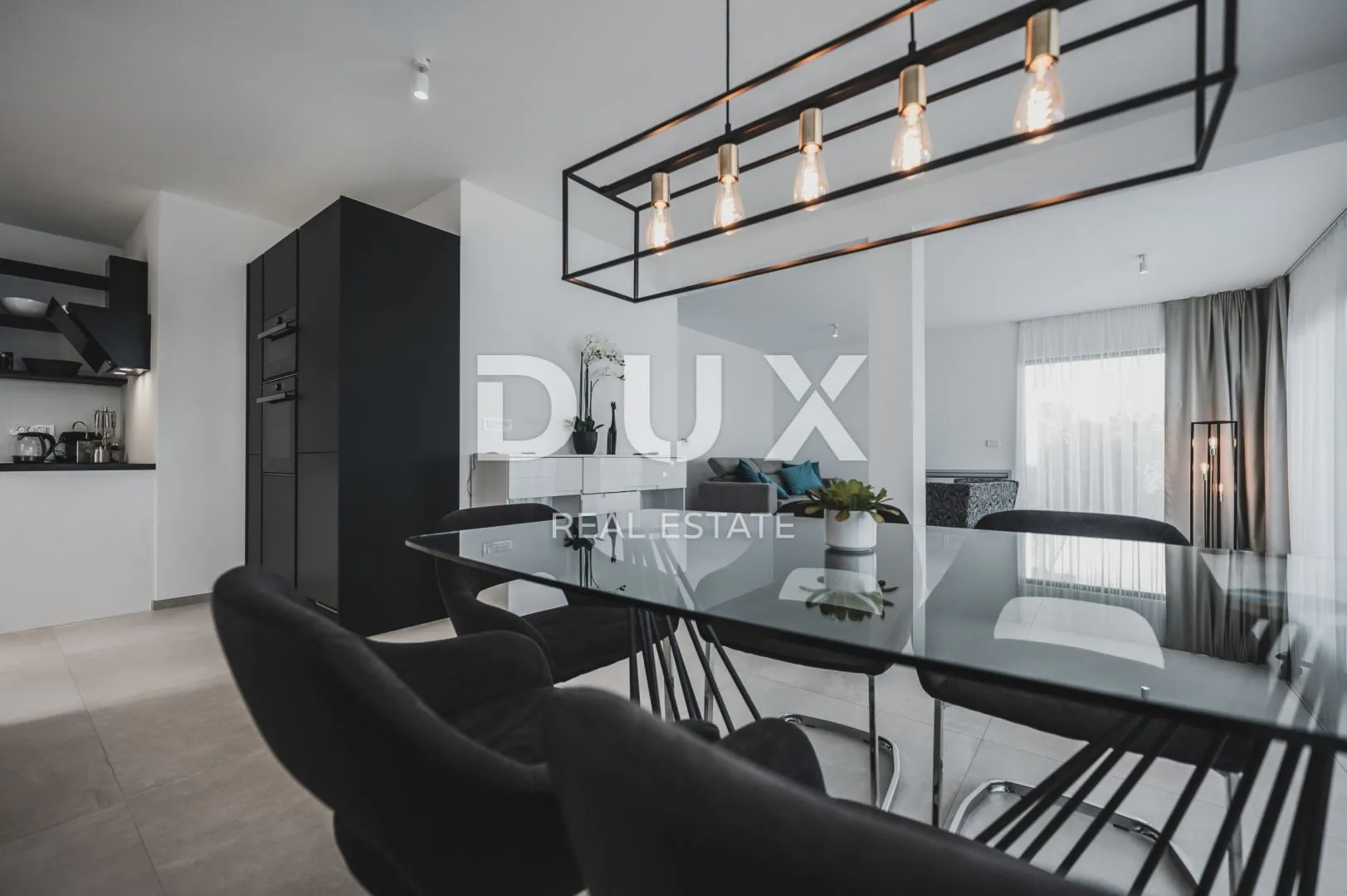 opatija, lovran, liganj - stan u vili s bazenom 120m2+terasa 27m2s panoramskim pogledom na more + okoliš 105m2 - slika 14