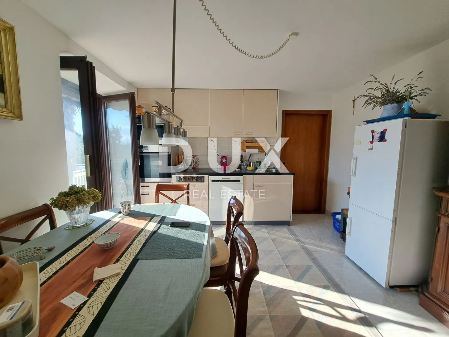 opatija, oprić – dvojna kuća s dvije terase, okućnicom i panoramskim pogledom na more - slika 7