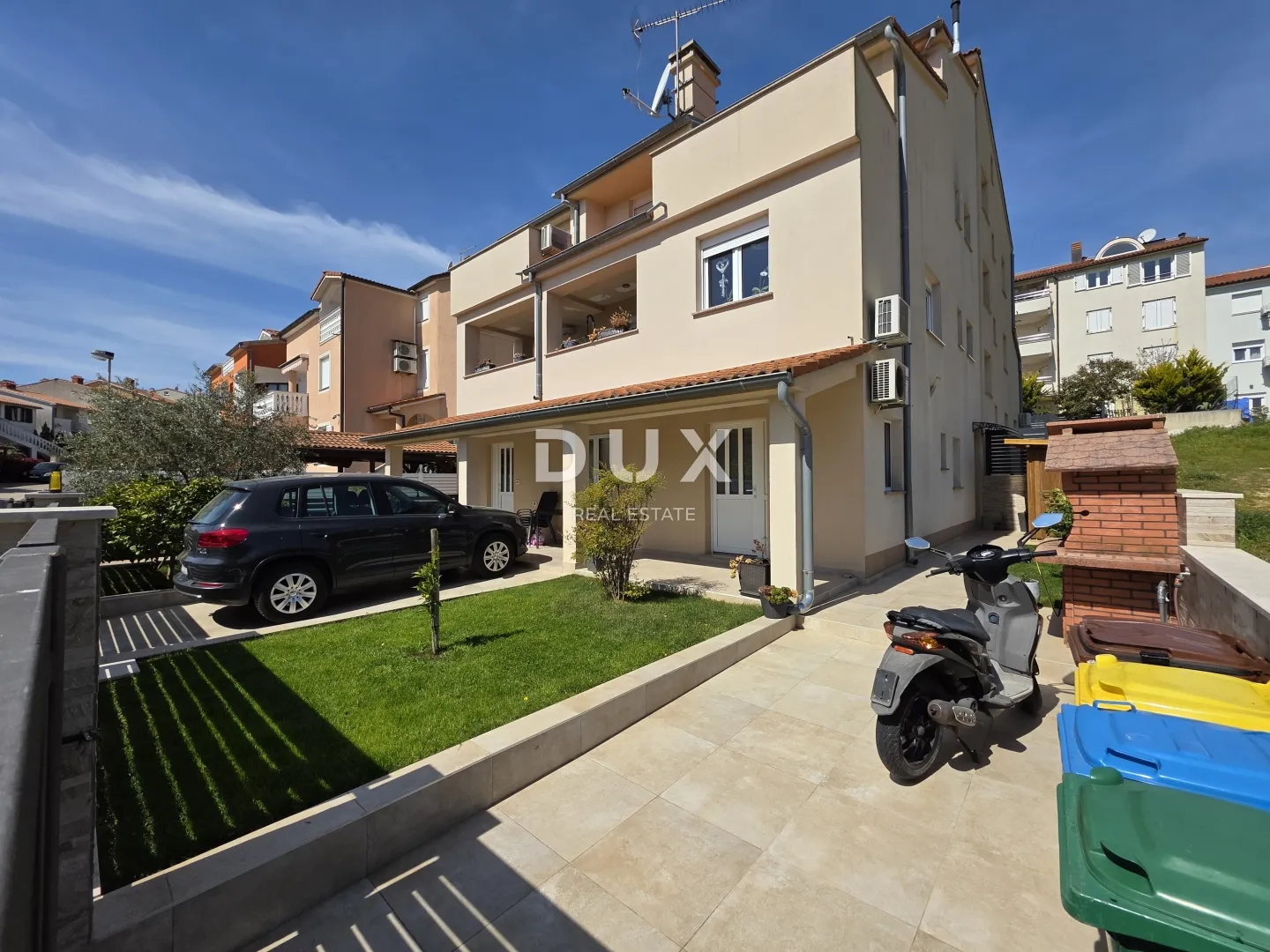 Pula, Nova Veruda, kuća, 290 m2, 3 stambene jedinice