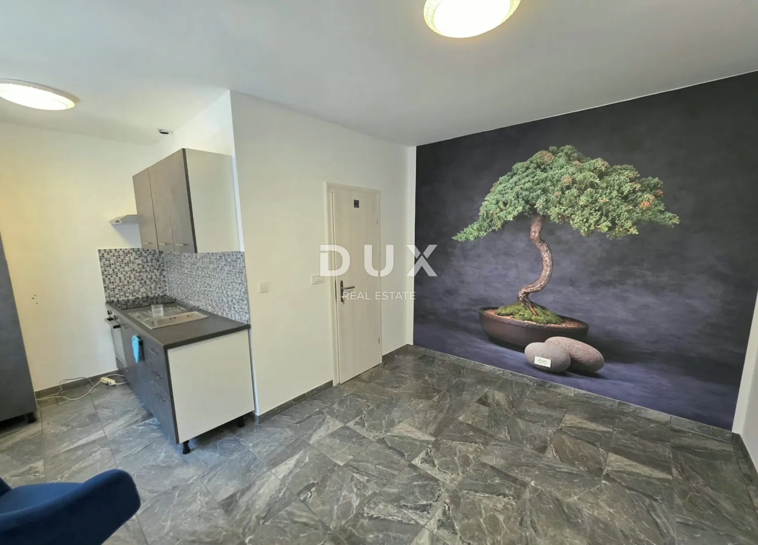 istra, pula - potpuno renoviran stan u centru pule - slika 2