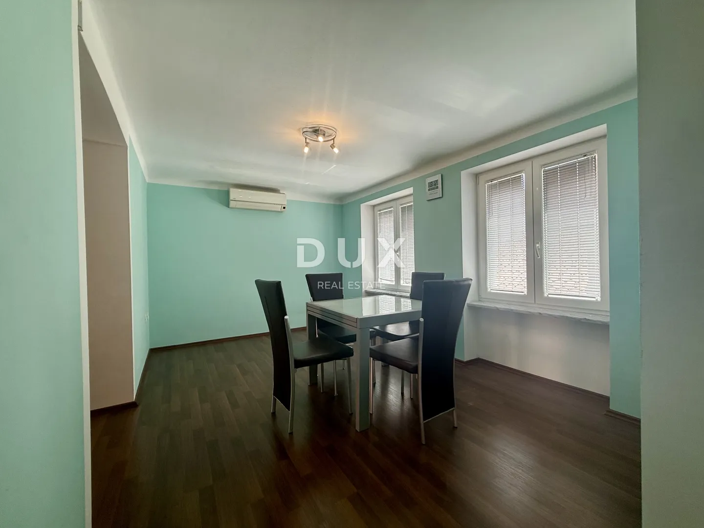 rijeka, strogi centar, 66 m2, useljiv, investicija, treći kat - slika 4