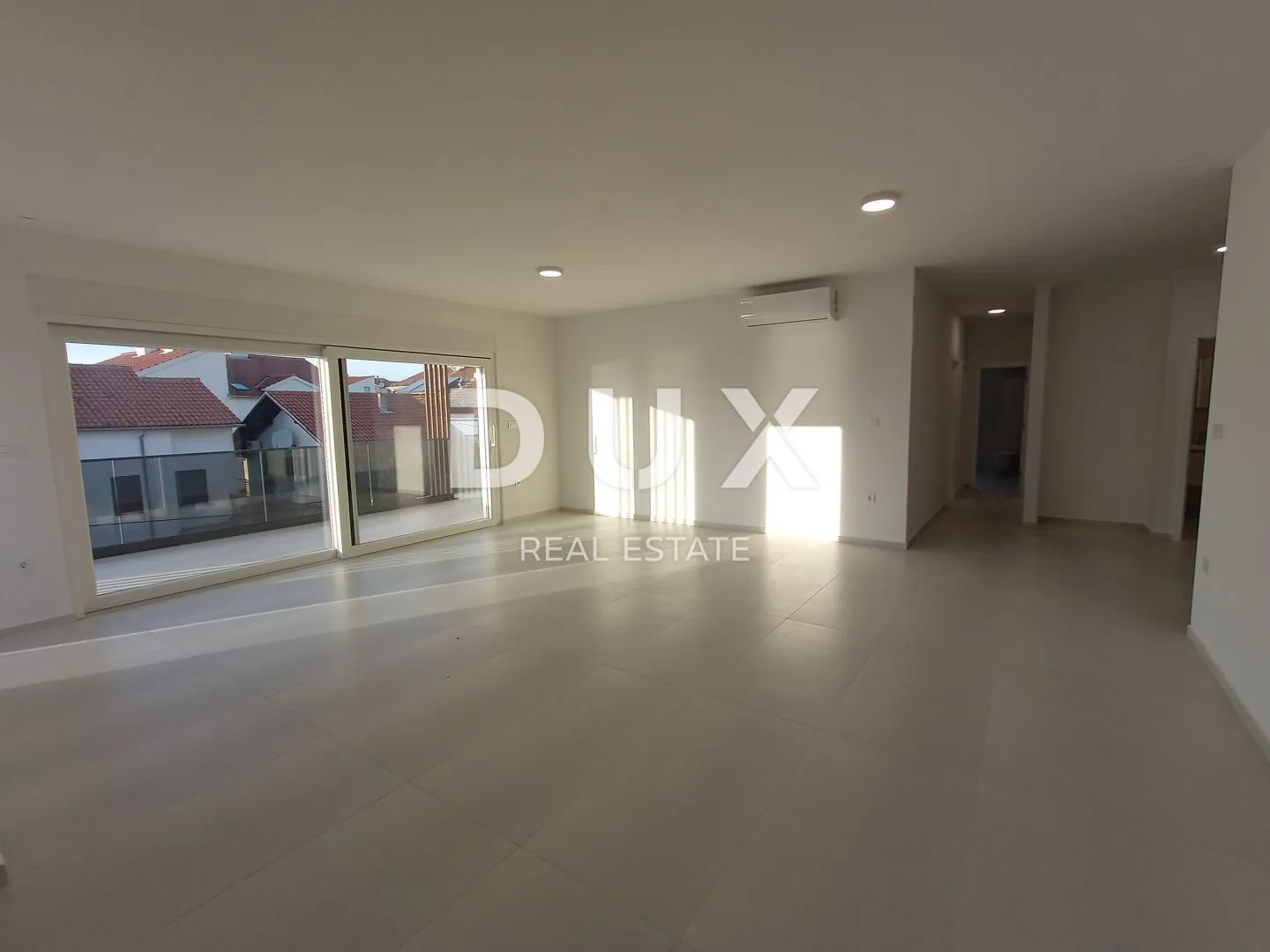 šibenik, vodice - predivan penthouse s7 pokraj mora - slika 3