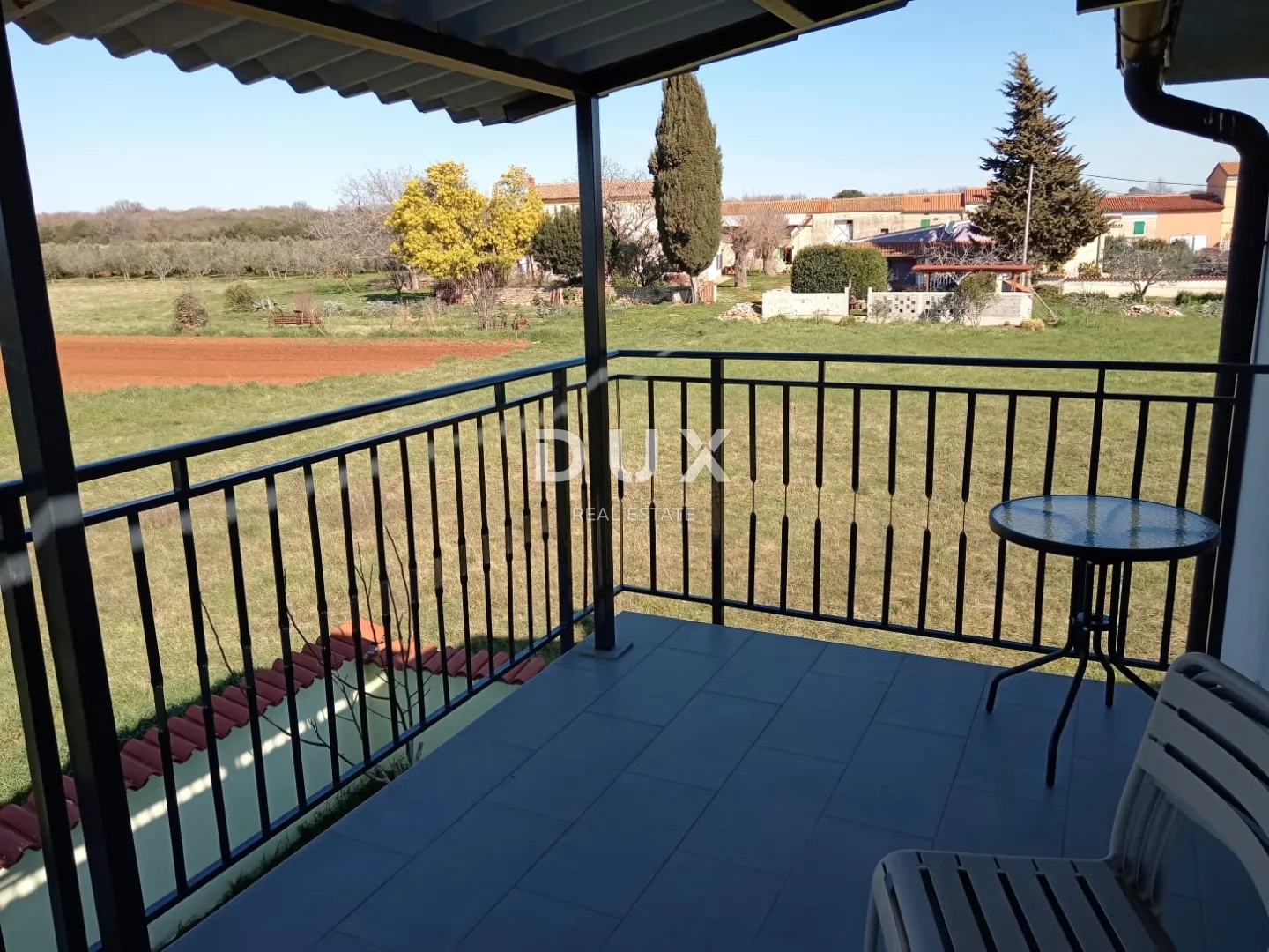 istra,valtura - apartmanska kuća - slika 41