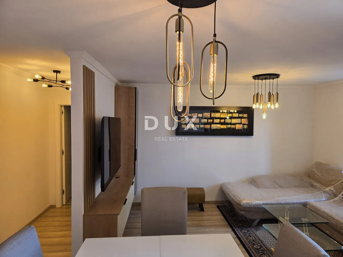istra, labin – stan, 81 m², terasa, vrt i pogled na grad - slika 4