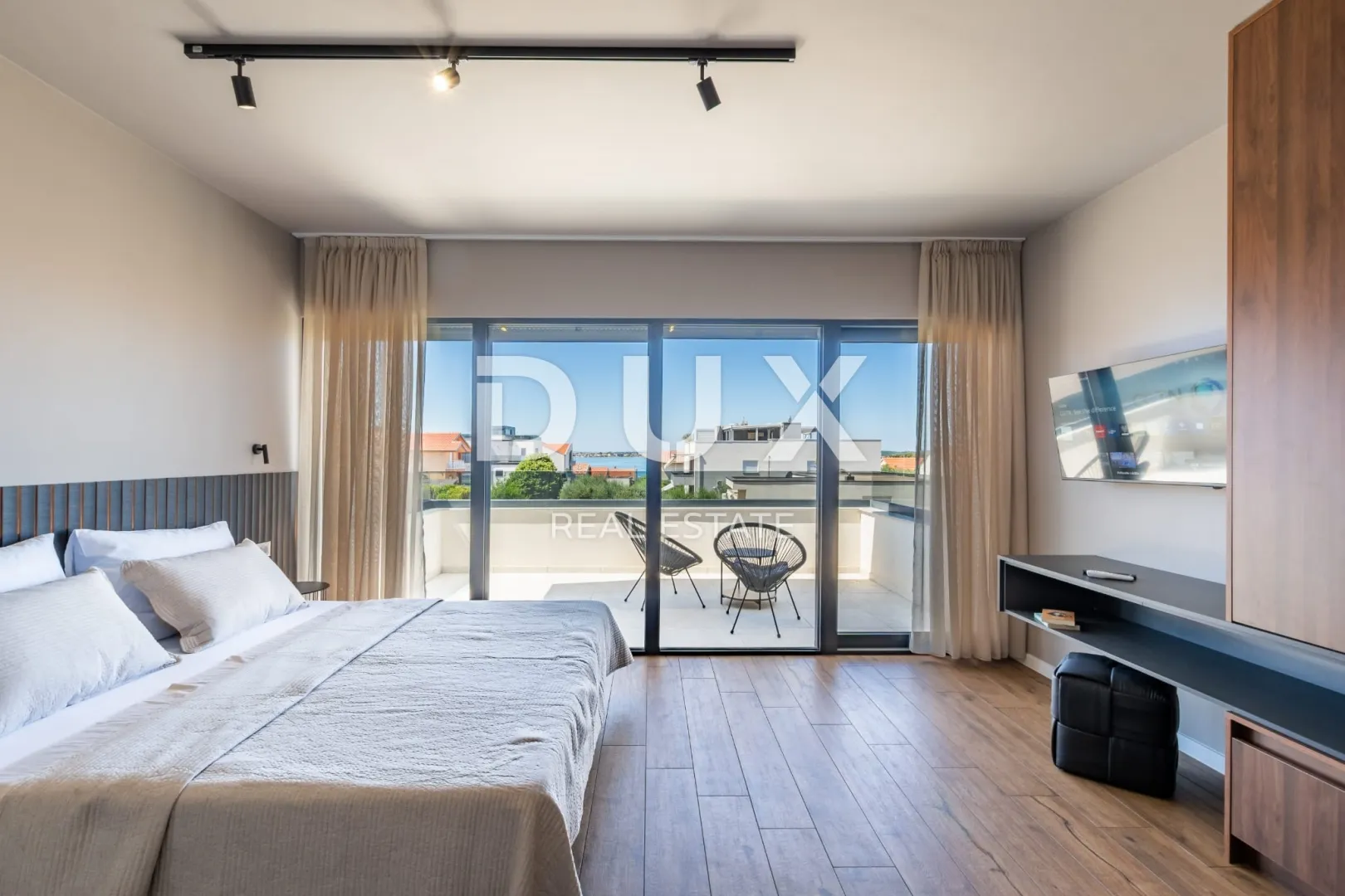 zadar, vrsi - luksuzna vila s pogledom na more - slika 20