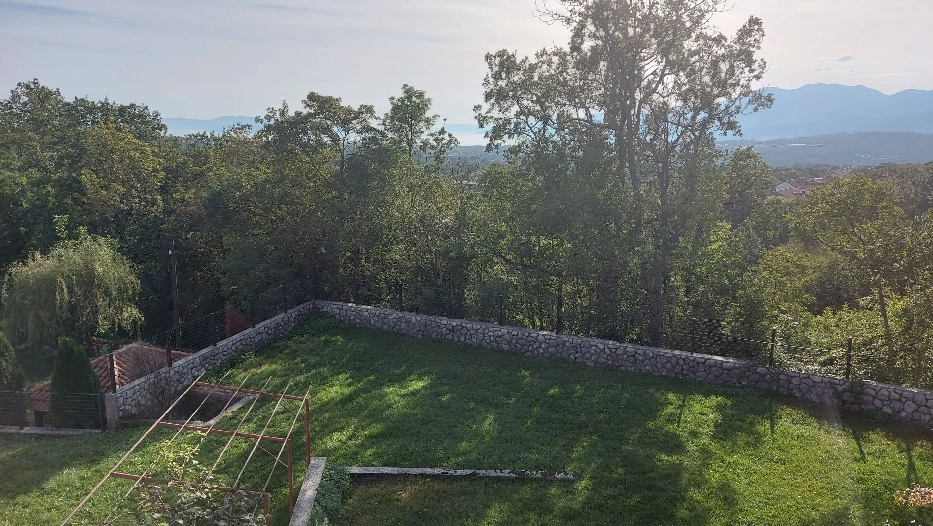 viškovo- veliko gospodarsko imanje, tri stambene jedinice, poslovni prostor, gospodarske zgrade, vinski podrum, velika okućnica - slika 52