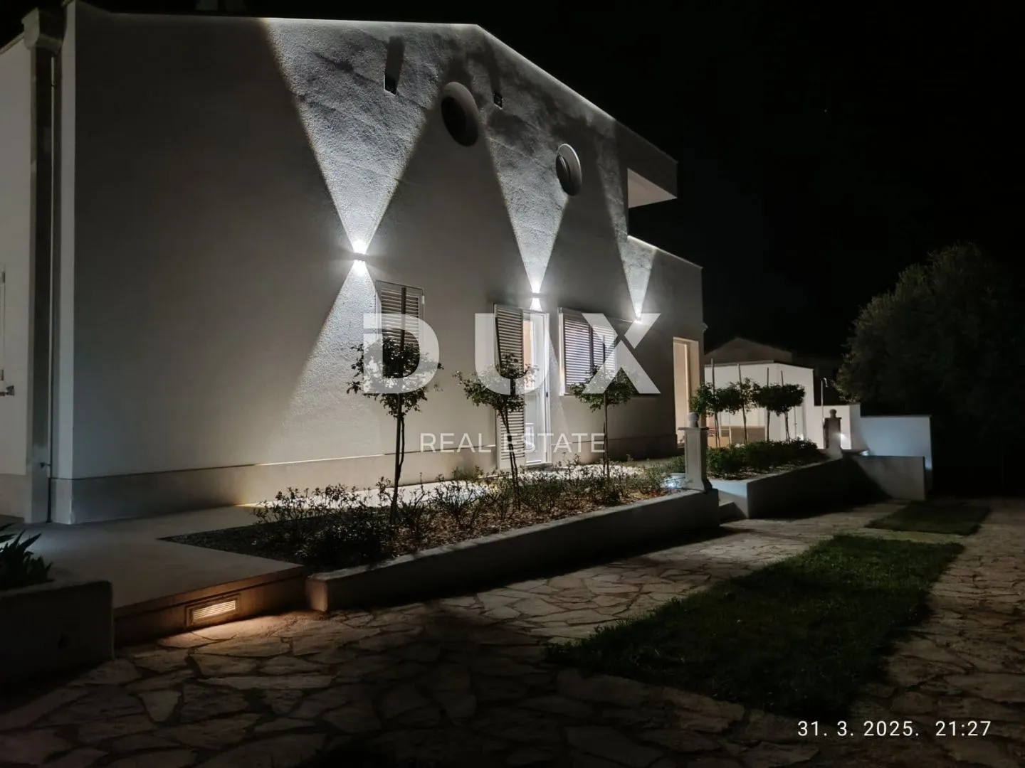 istra, poreč - ekskluzivna dizajnerska obiteljska vila s wellness oazom i grijanim bazenom - slika 63