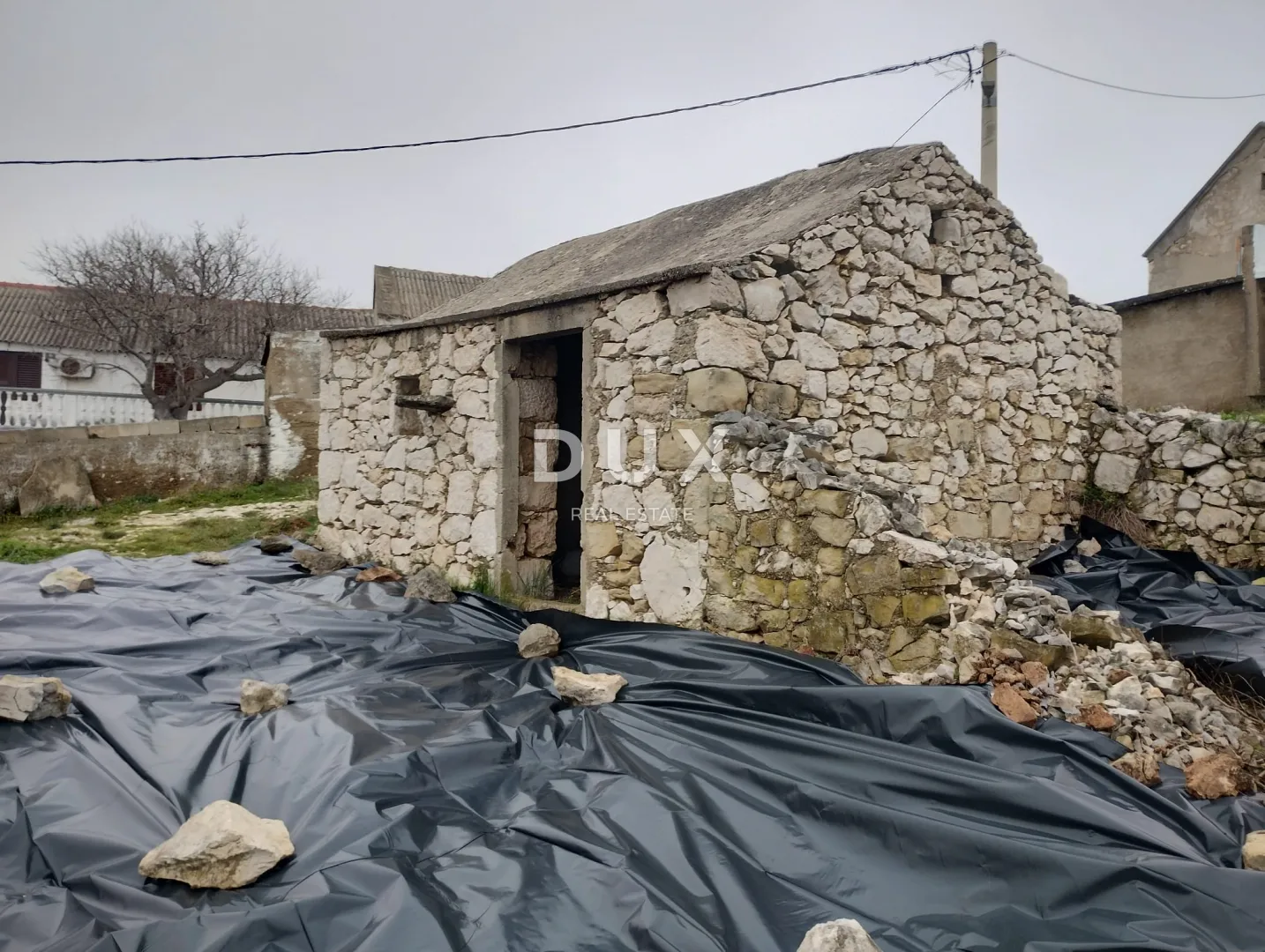 zadar, rtina - kamena kućica s pogledom na more - slika 5