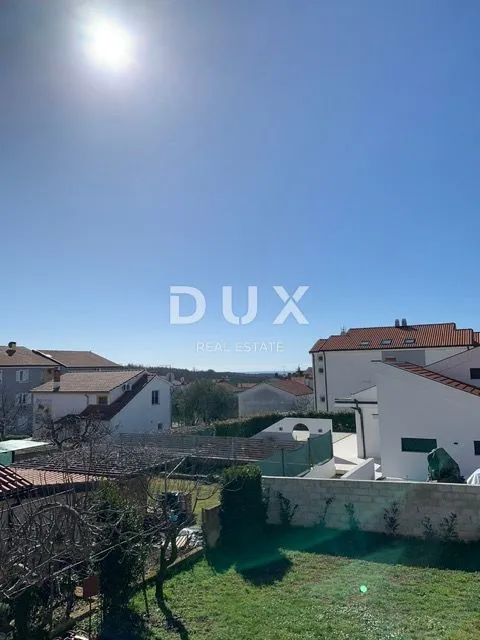 istra , rovinj obiteljska kuća sa pogledom na more - slika 15