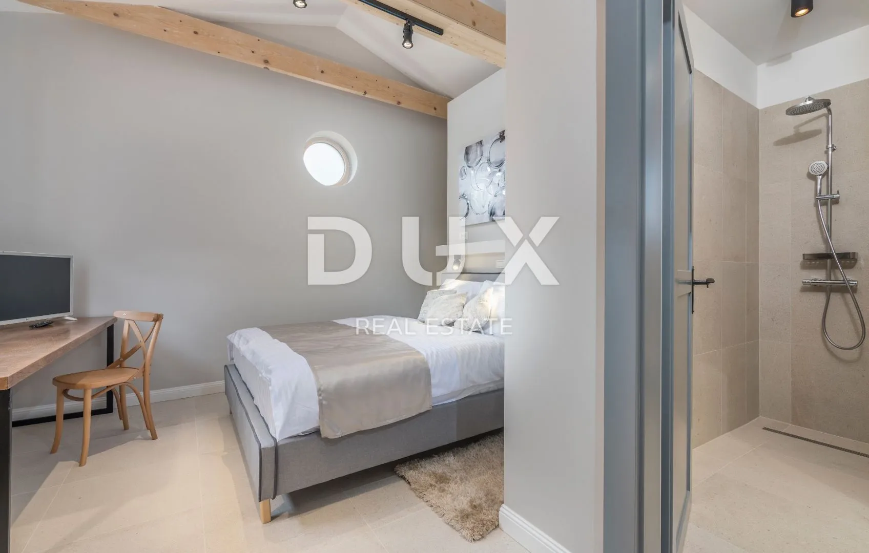 istra,barban - luksuzna vila s bazenom - slika 23
