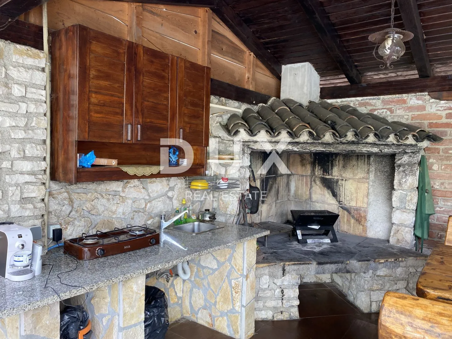 istra, labin - dvije kuće s pripadajućim bazenima - slika 60