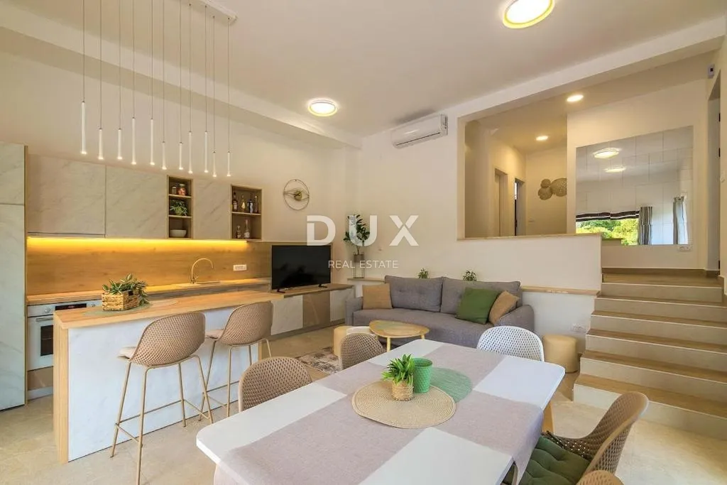 istra, svetvinčenat - moderno uređena vila s bazenom - slika 12