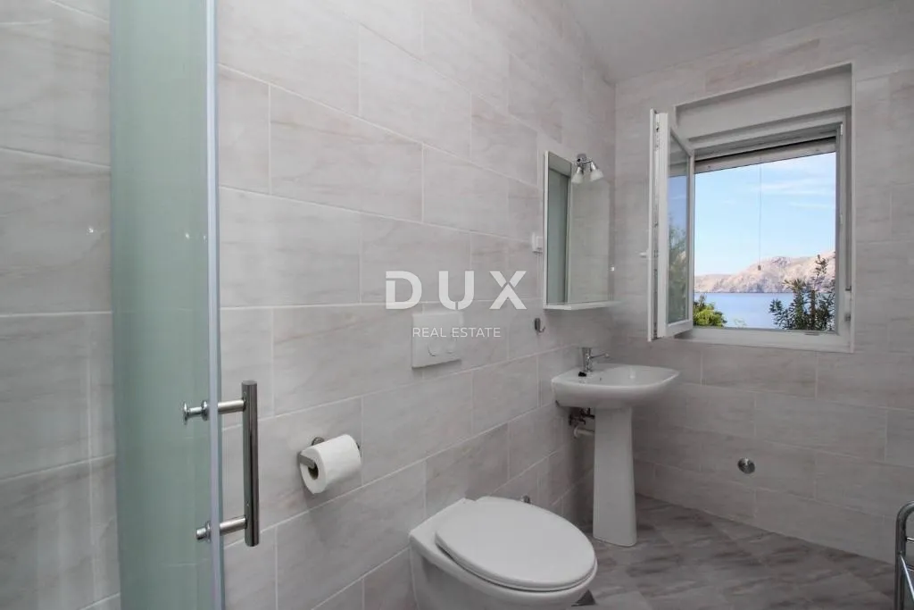 otok krk, baška - dva apartmana prvi red do mora - slika 28
