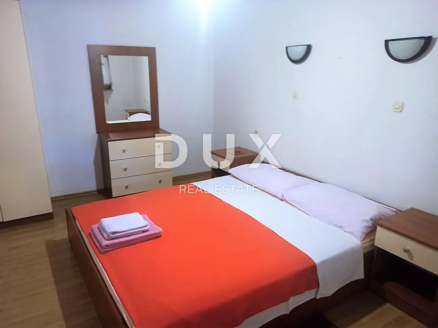 istra, medulin - atraktivna samostojeća kuća 200 m od mora! - slika 44