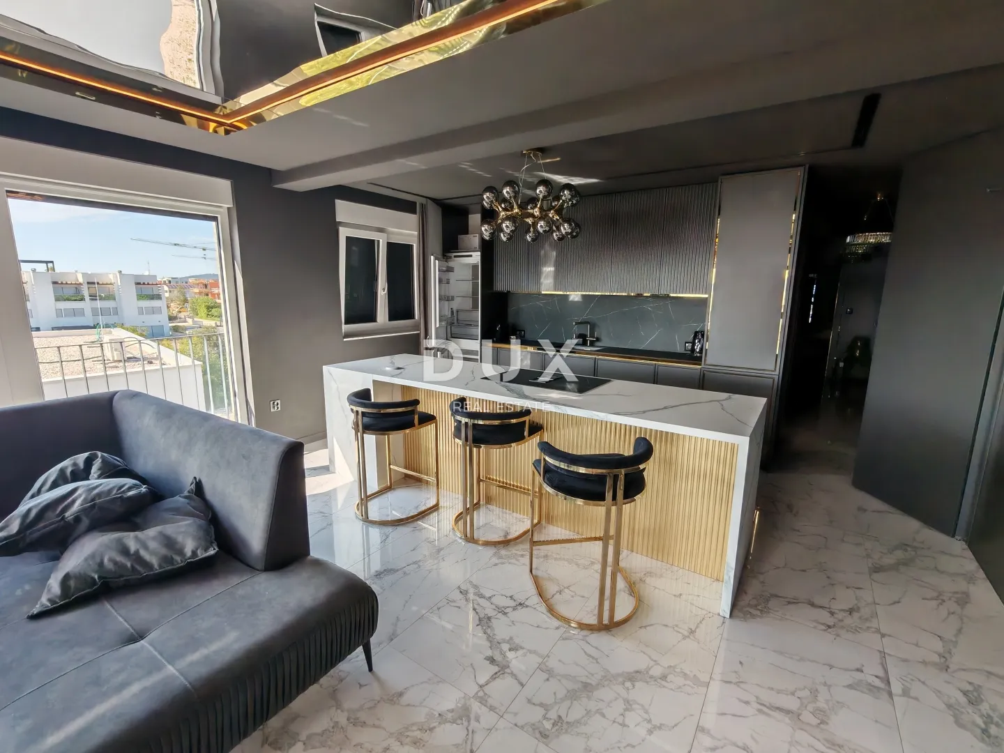 zadar, sukošan - luksuzno namješten penthouse 50 m od plaže! - slika 13