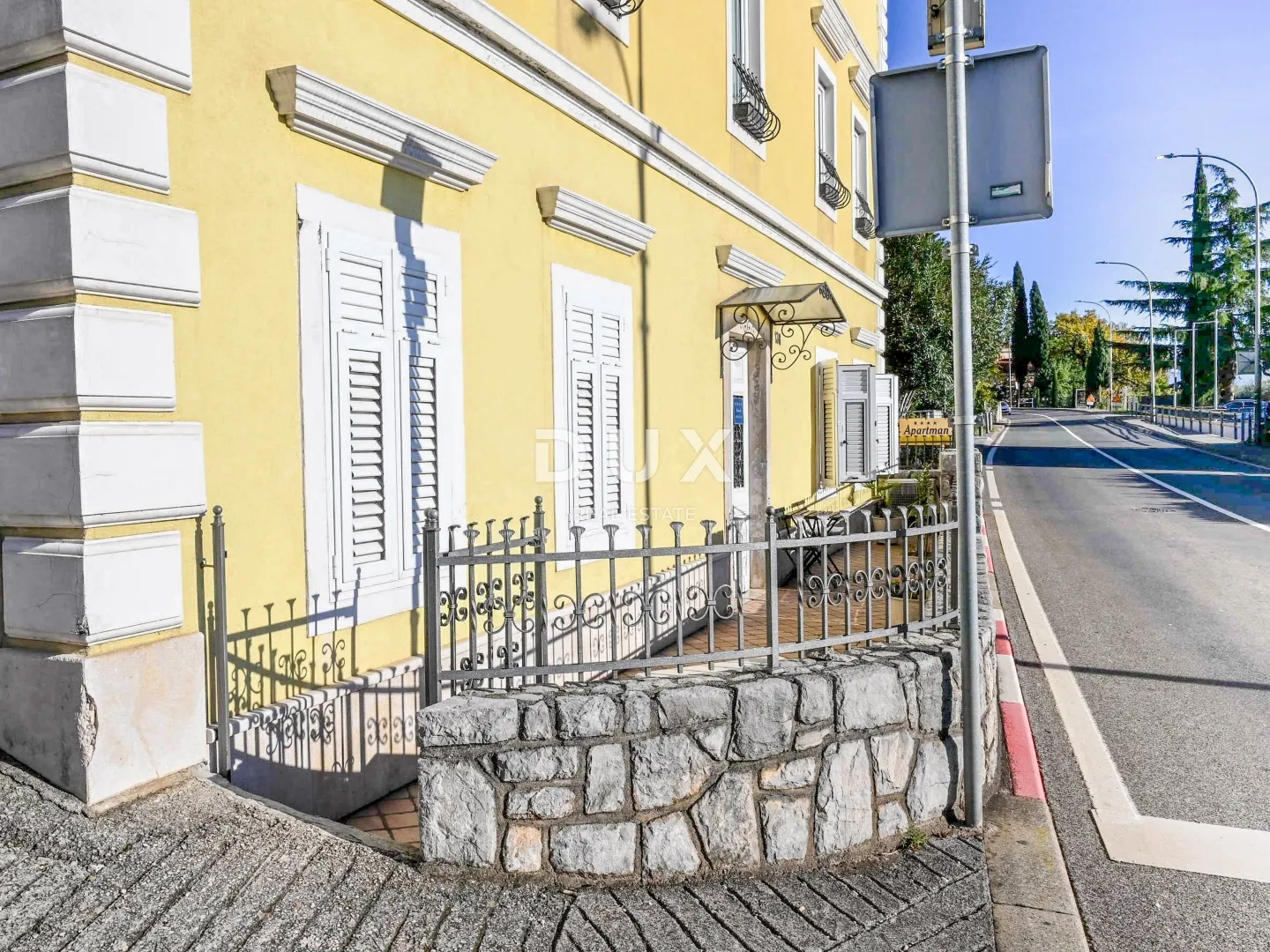 opatija, centar - samostojeća kuća u centru opatije s parkingom i pogledom, 500m od mora - slika 5