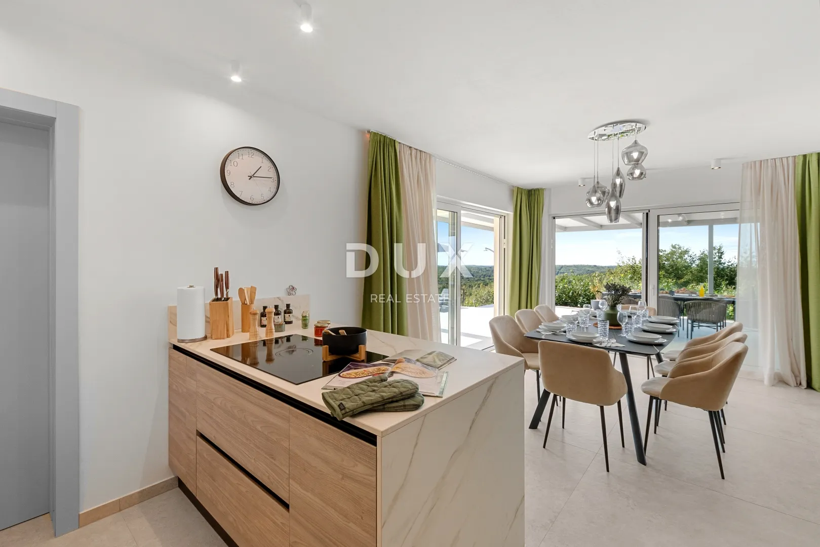 istra, motovun - vila s infinity bazenom i wellness zonom - otvoren pogled na more i okolna mjesta - slika 9