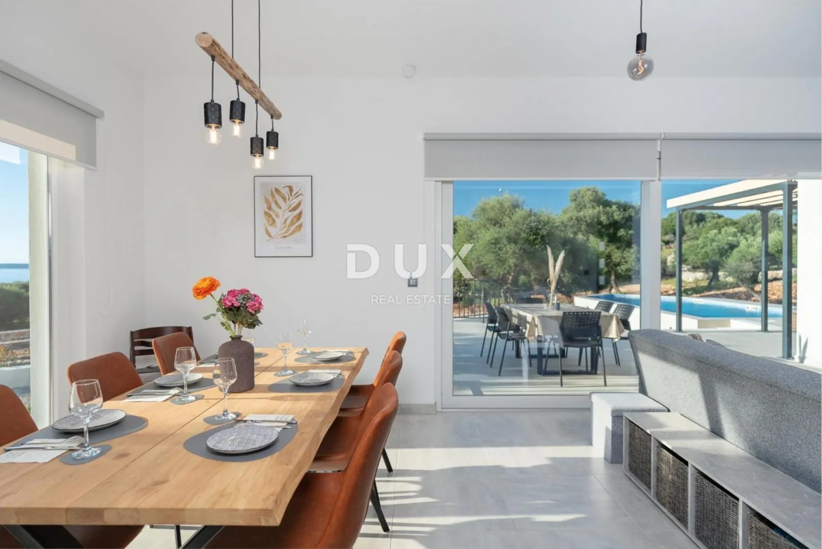 otok pag, lun - luksuzna villa s uhodanim poslom - slika 7