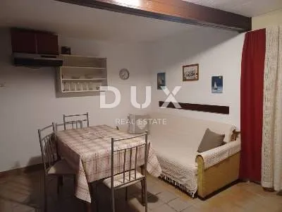novi vinodolski - kuća samo 200 m od mora - slika 8