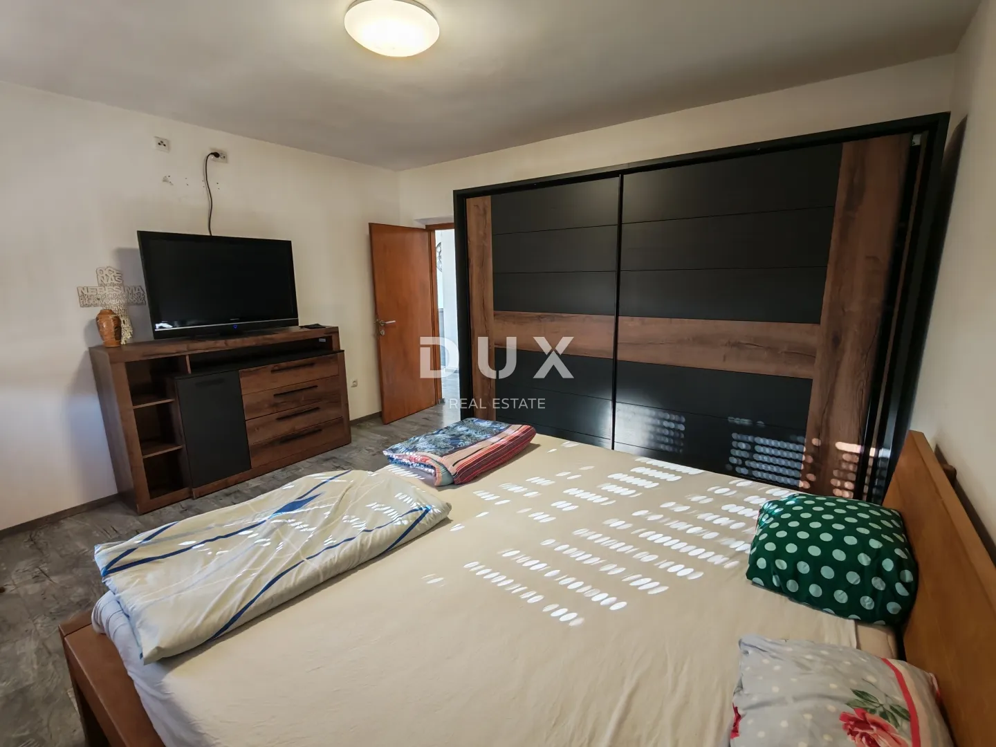 istra, pula - samostojeća kuća s okućnicom - slika 15