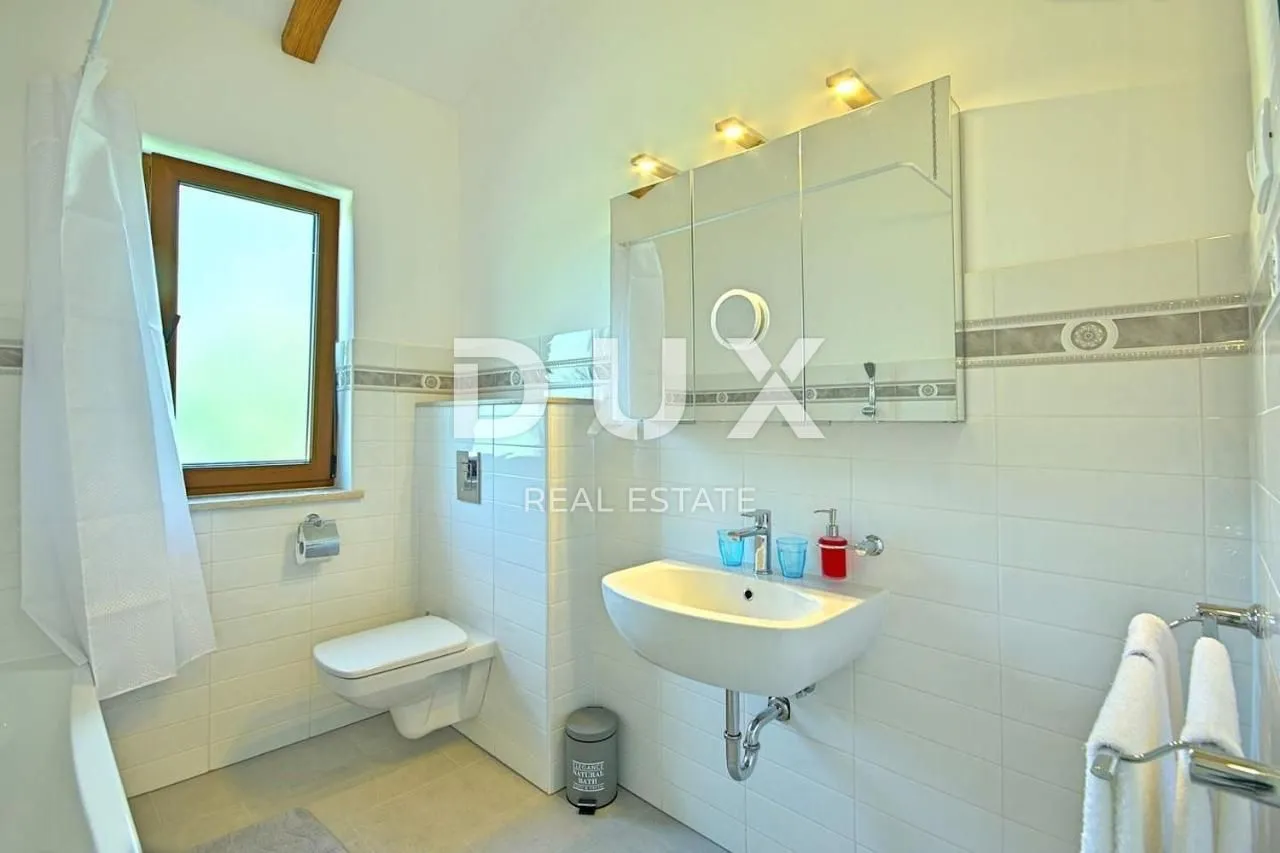 istra, novigrad - lijepa vila s bazenom! - slika 20