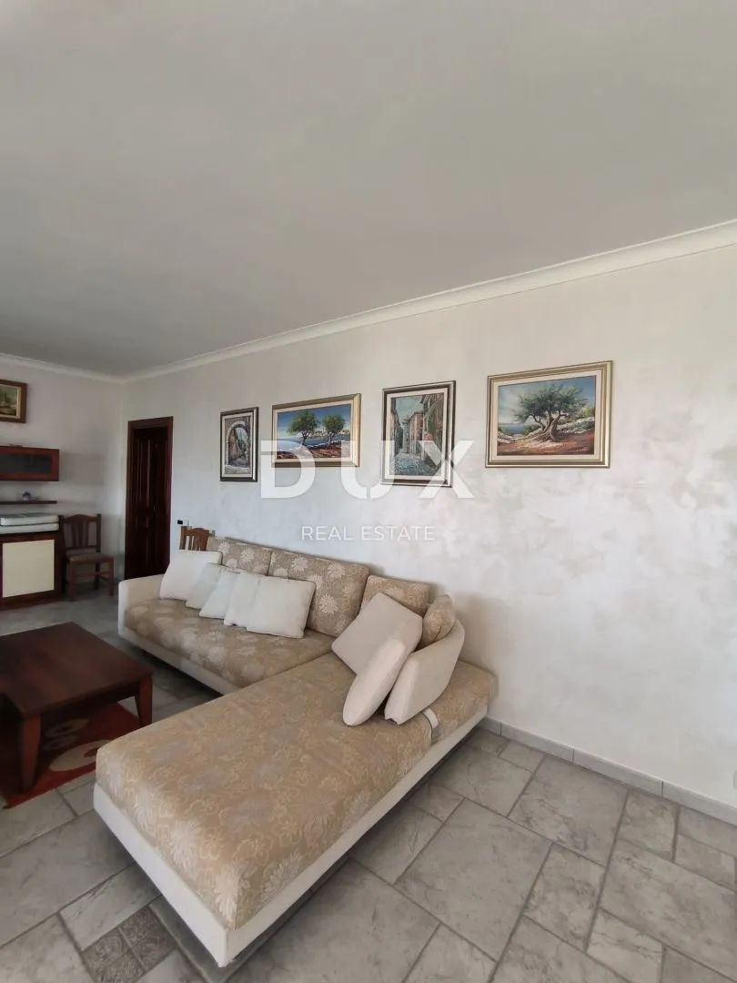 istra, umag - raskošna vila prvi red do mora! - slika 39