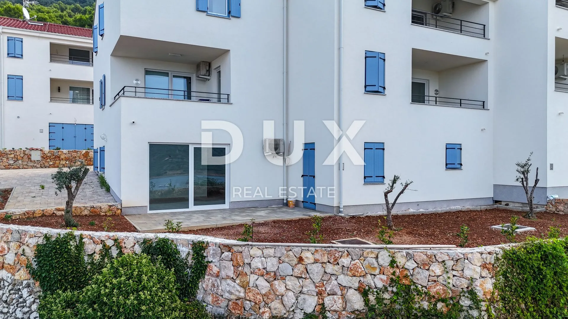 otok cres, cres - stan s vrtom, parkingom i pogledom na more - slika 11