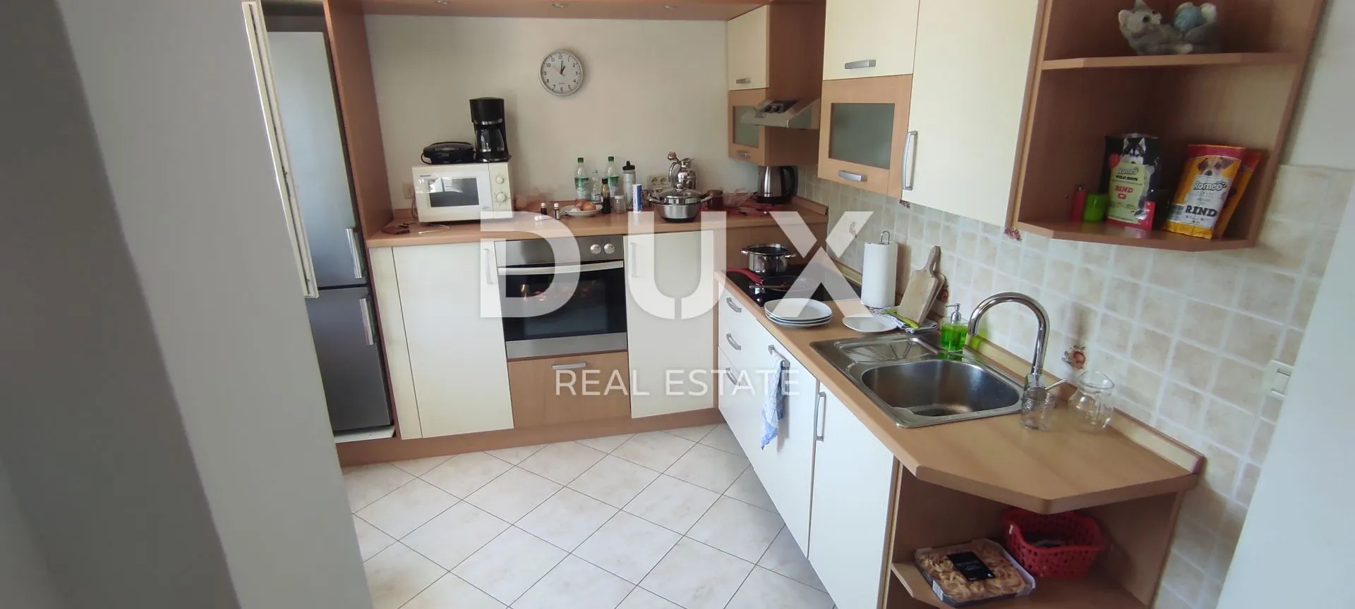 otok krk, risika - predivna kuća sa 4 apartmana - slika 17