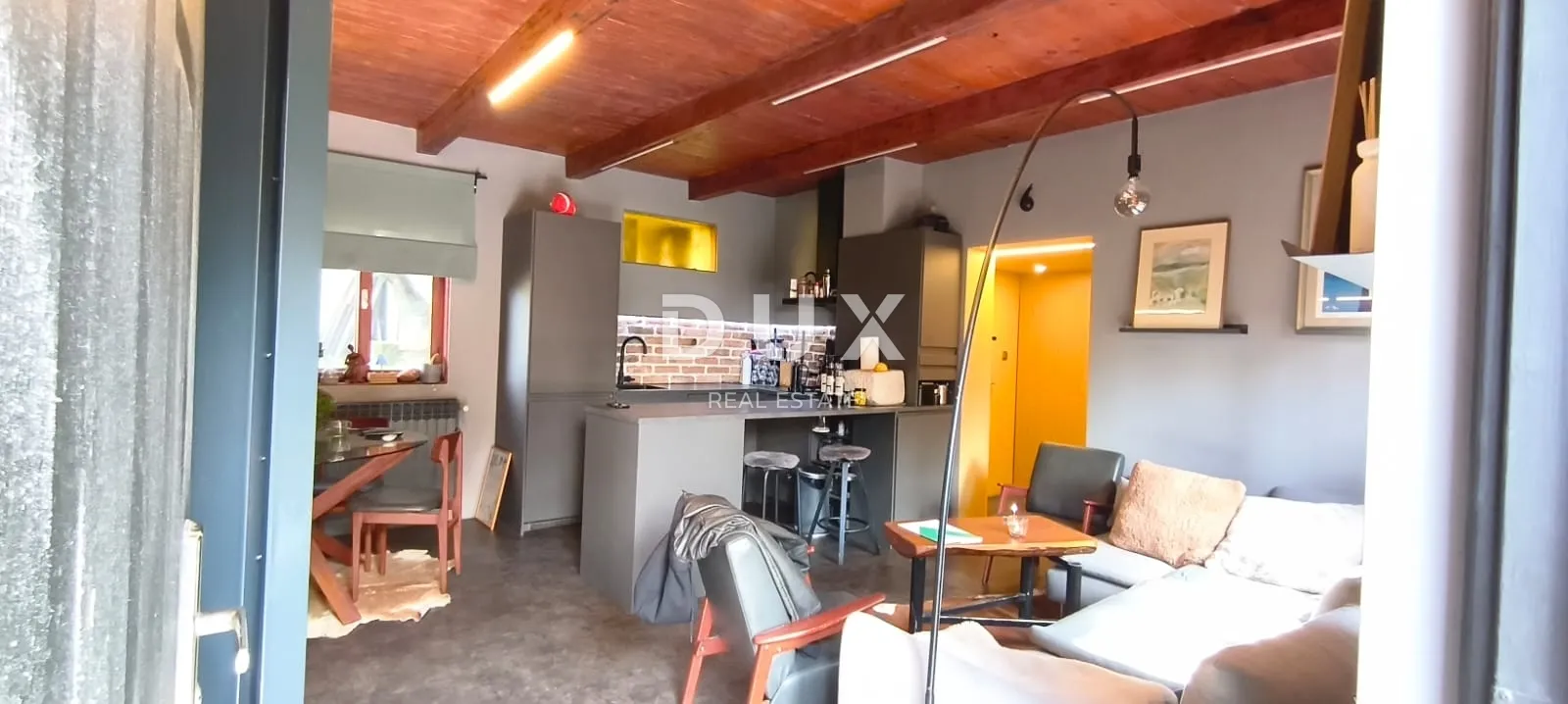 zagreb, črnomerec - predivna kuća sa 2 stana, top prilika! - slika 7