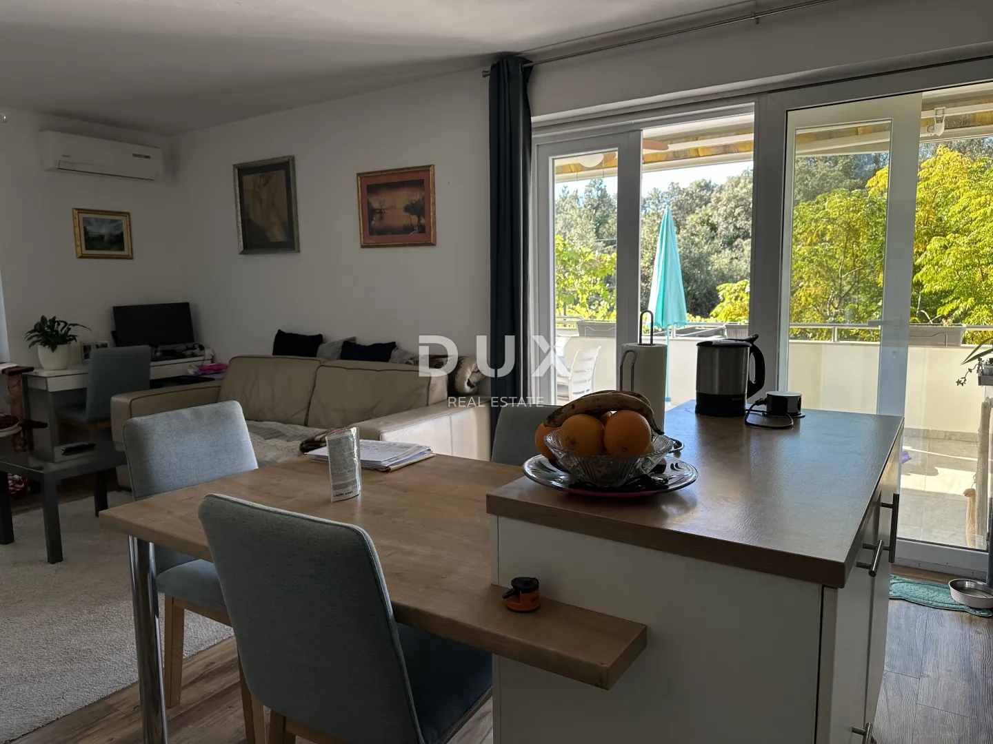 zadar, diklo – atraktivan apartman s vrtom i pogledom na more! - slika 1
