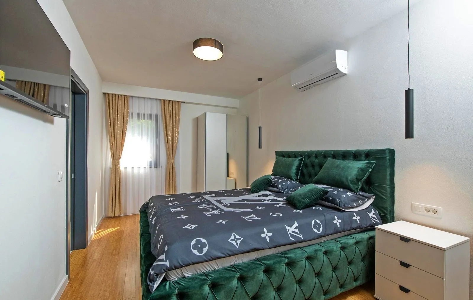 istra, labin - elegantna kuća s bazenom - slika 11