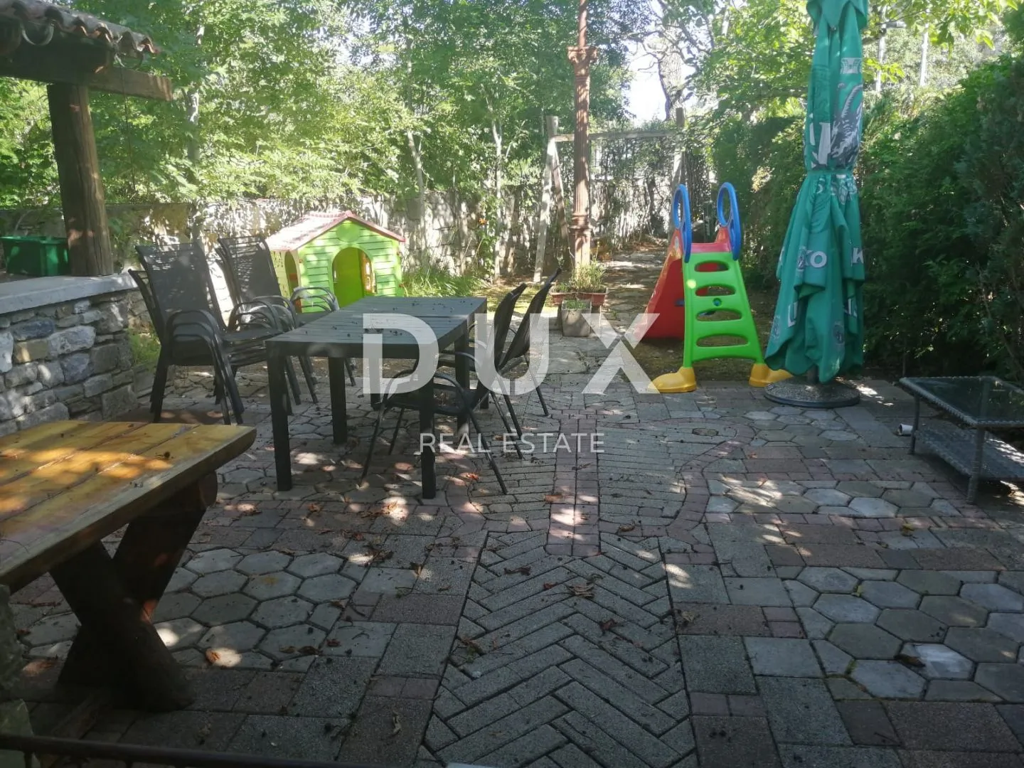 istra, roč - hostel - stambeno-poslovna zgrada 550 m2 - slika 9