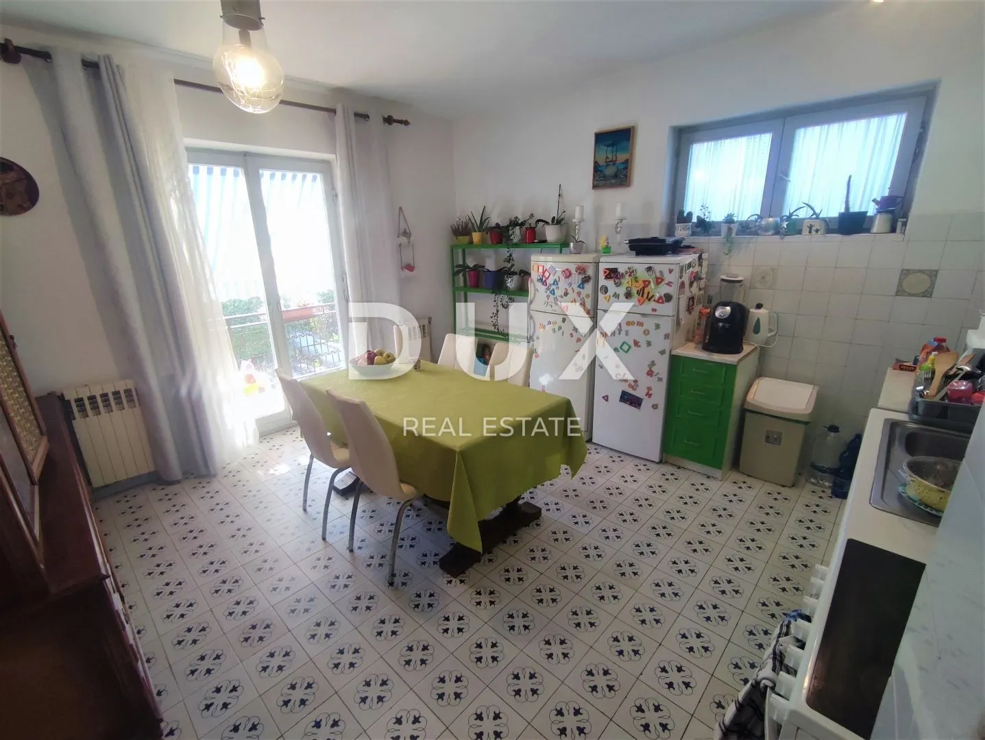 istra, pula - samostojeća kuća na velom vrhu 400m2 - slika 6