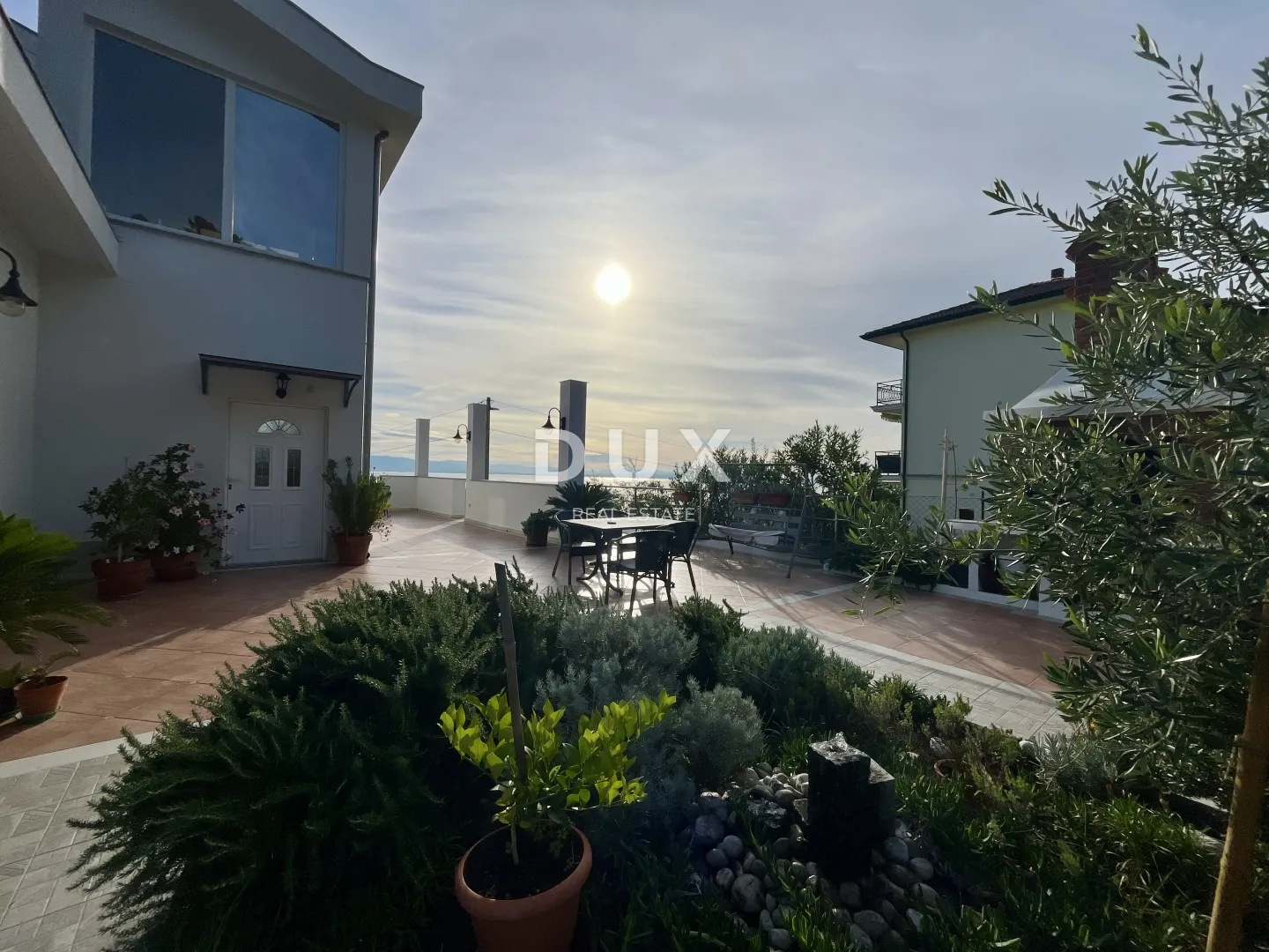 opatija, lovran - turistički objekt s uređenima apartmanima – 300 m od mora! - slika 2