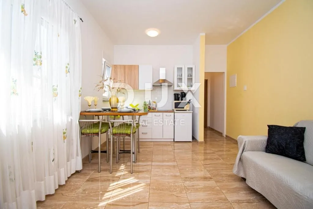 istra, pula prekrasna apartmanska kuća! - slika 25