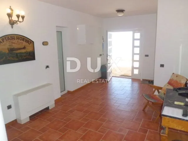 otok krk - ekskluzivna vila sa bazenom - slika 58
