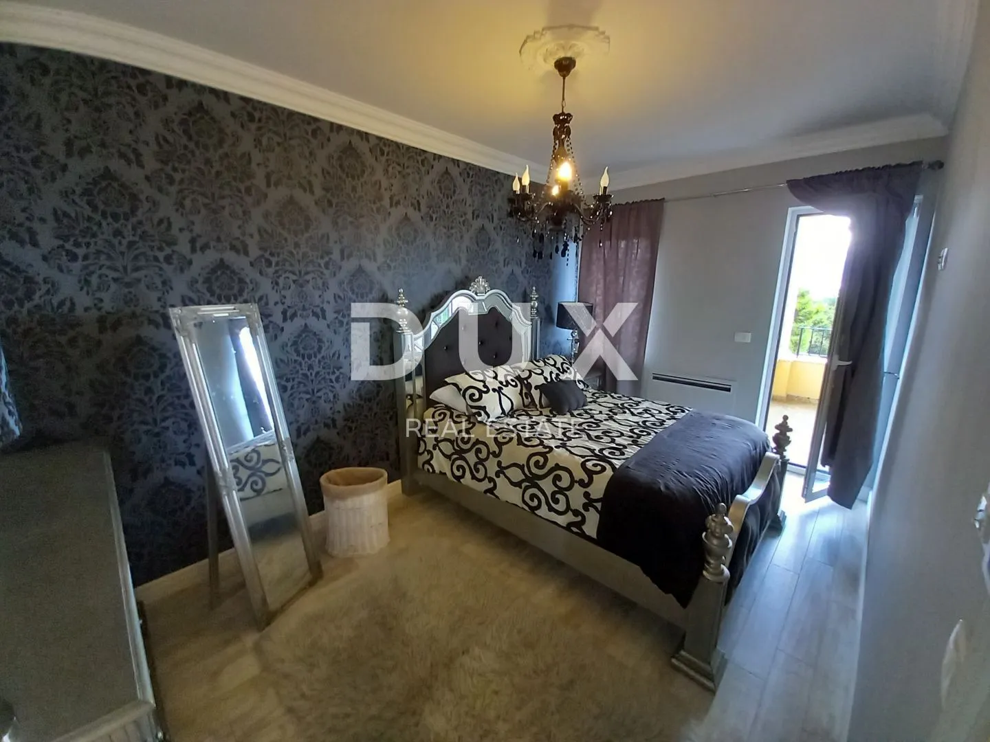 opatija, lovran - predivna vila s bazenom u centru blizu mora - slika 44