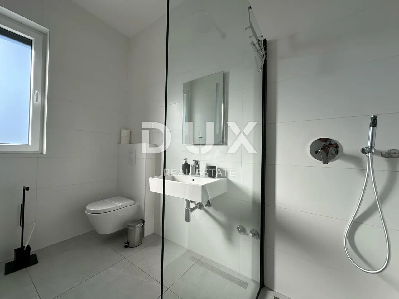 grad krk - penthouse sa pogledom na more - slika 17