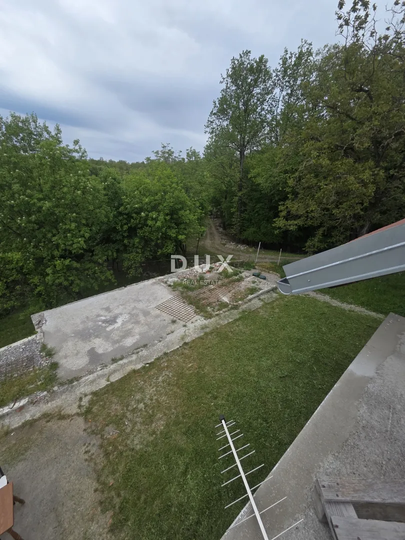 ogulin, tounj - samostojeća kuća s 2 pomoćna objekta odmah do rijeke + okućnica 5000m2 - slika 12