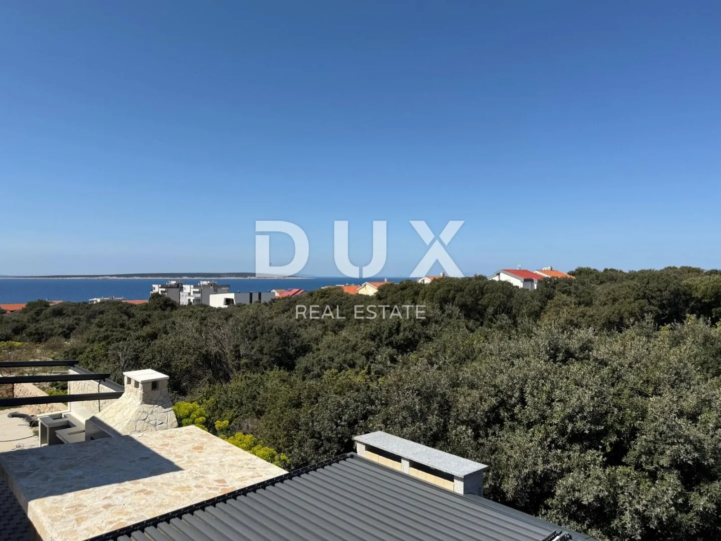 otok pag, mandre - 3s+db stan u kući od samo dva stana - slika 2