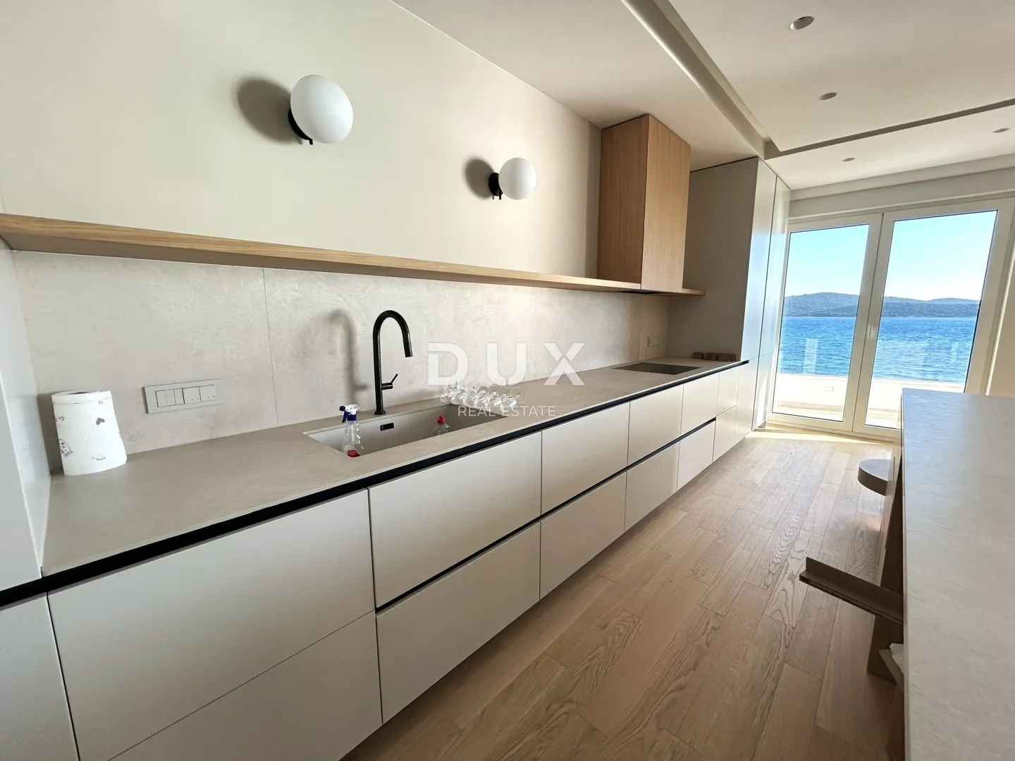 šibenik, žaborić - dizajnerski penthouse 1.red uz more - slika 8