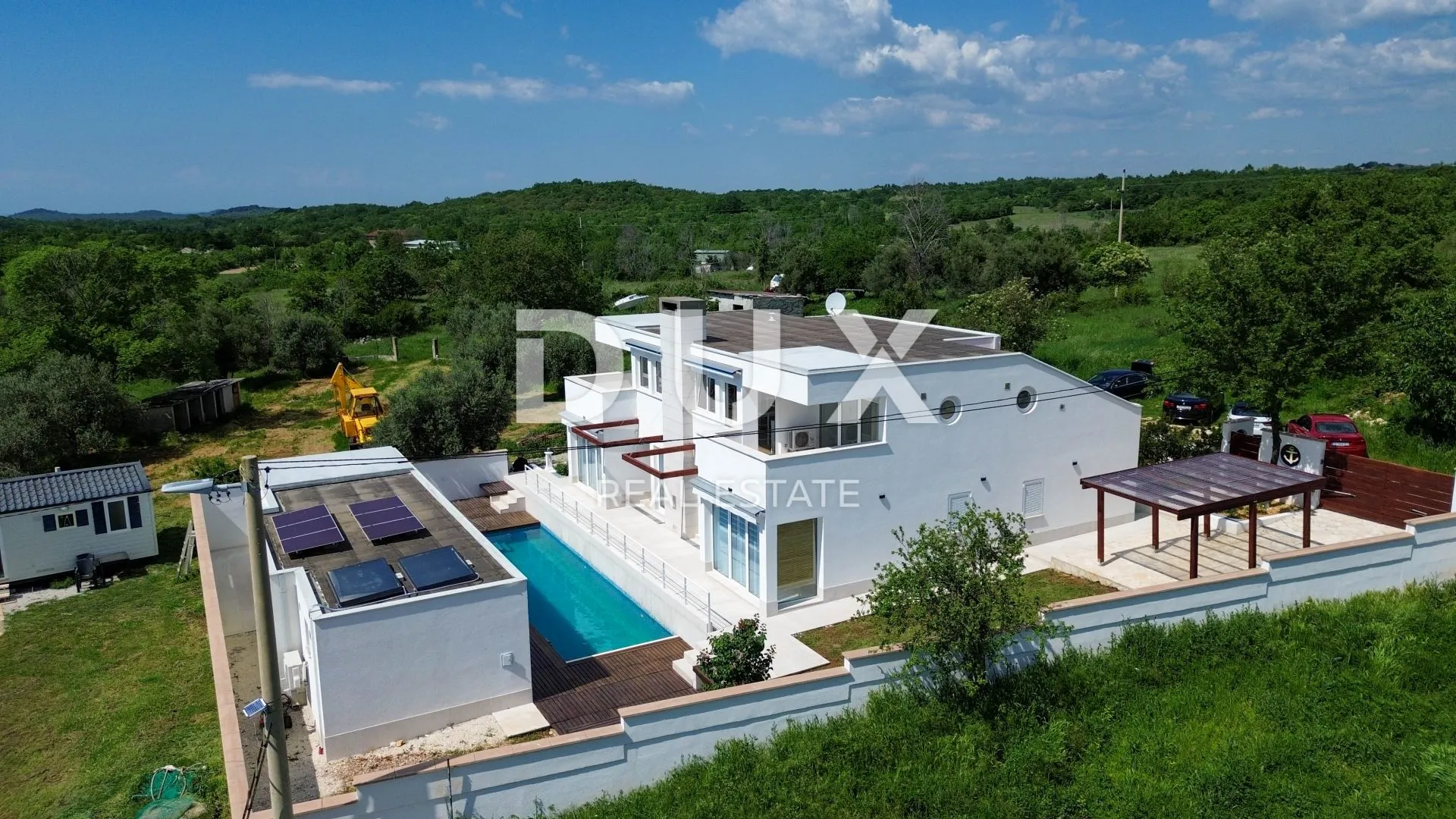 istra, poreč - ekskluzivna dizajnerska obiteljska vila s wellness oazom i grijanim bazenom - slika 2