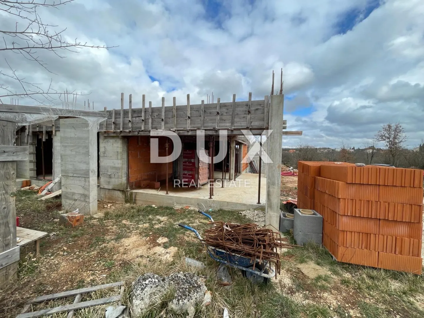 istra, rovinj, okolica- kuća u izgradnji! - slika 13