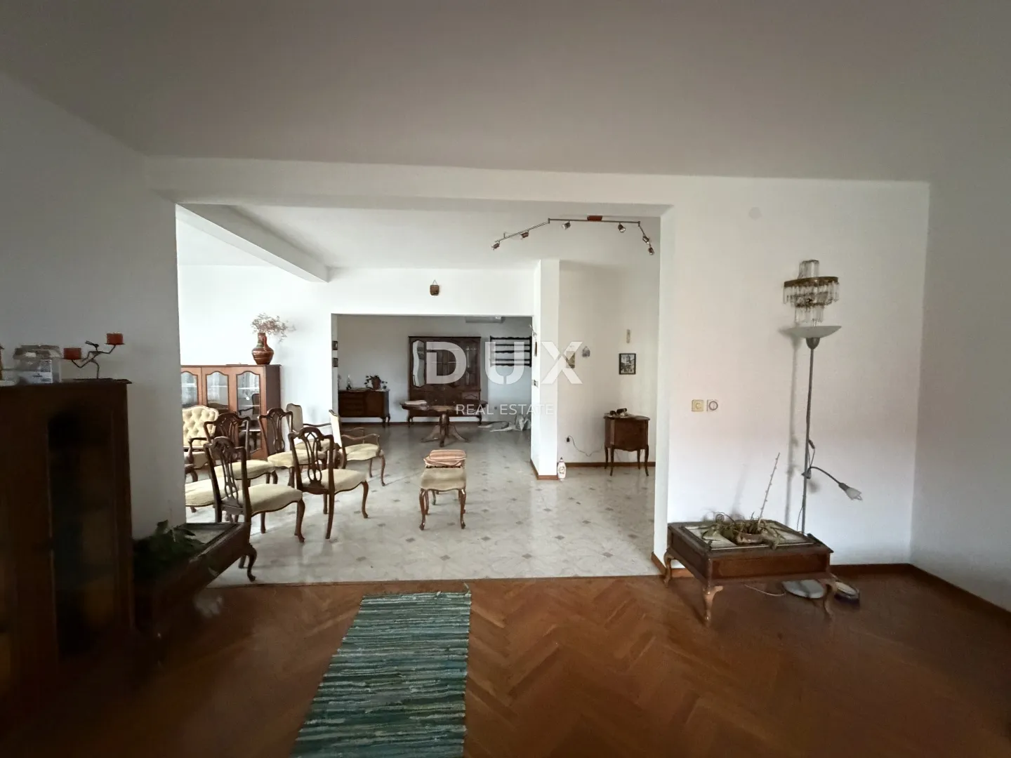 zadar, plovanija – fleksibilan poslovni prostor 200 m² - slika 2