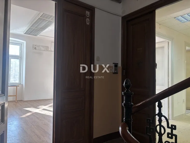 rijeka, centar- stan, 137 m2, mogućnost više apartmana!!! - slika 4